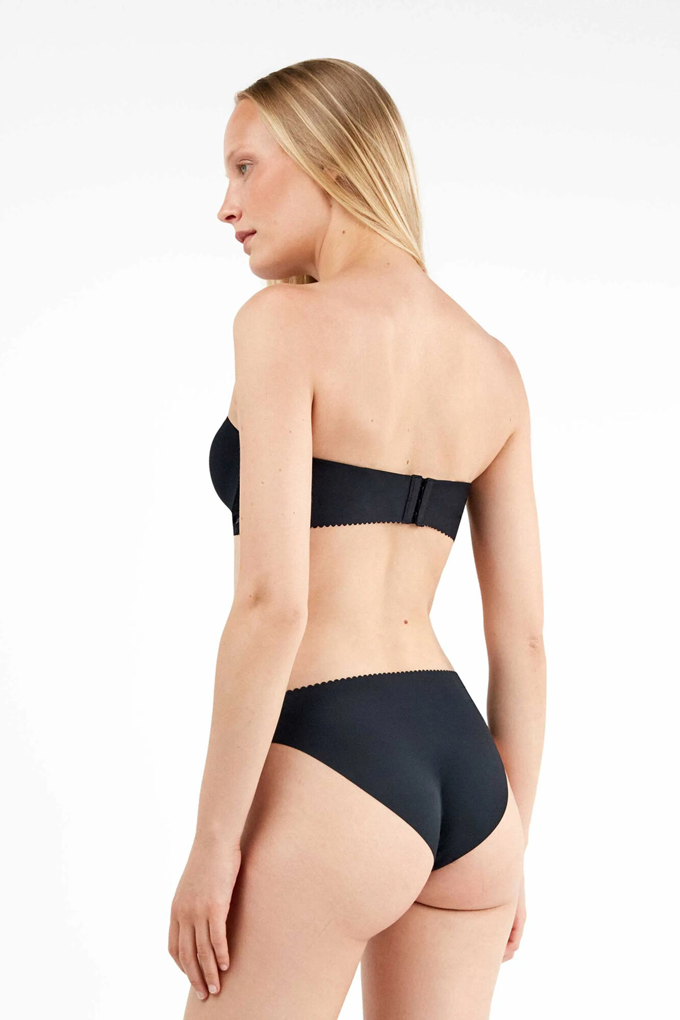 Gisela Panty cl&aacute;sica invisible de microfibra