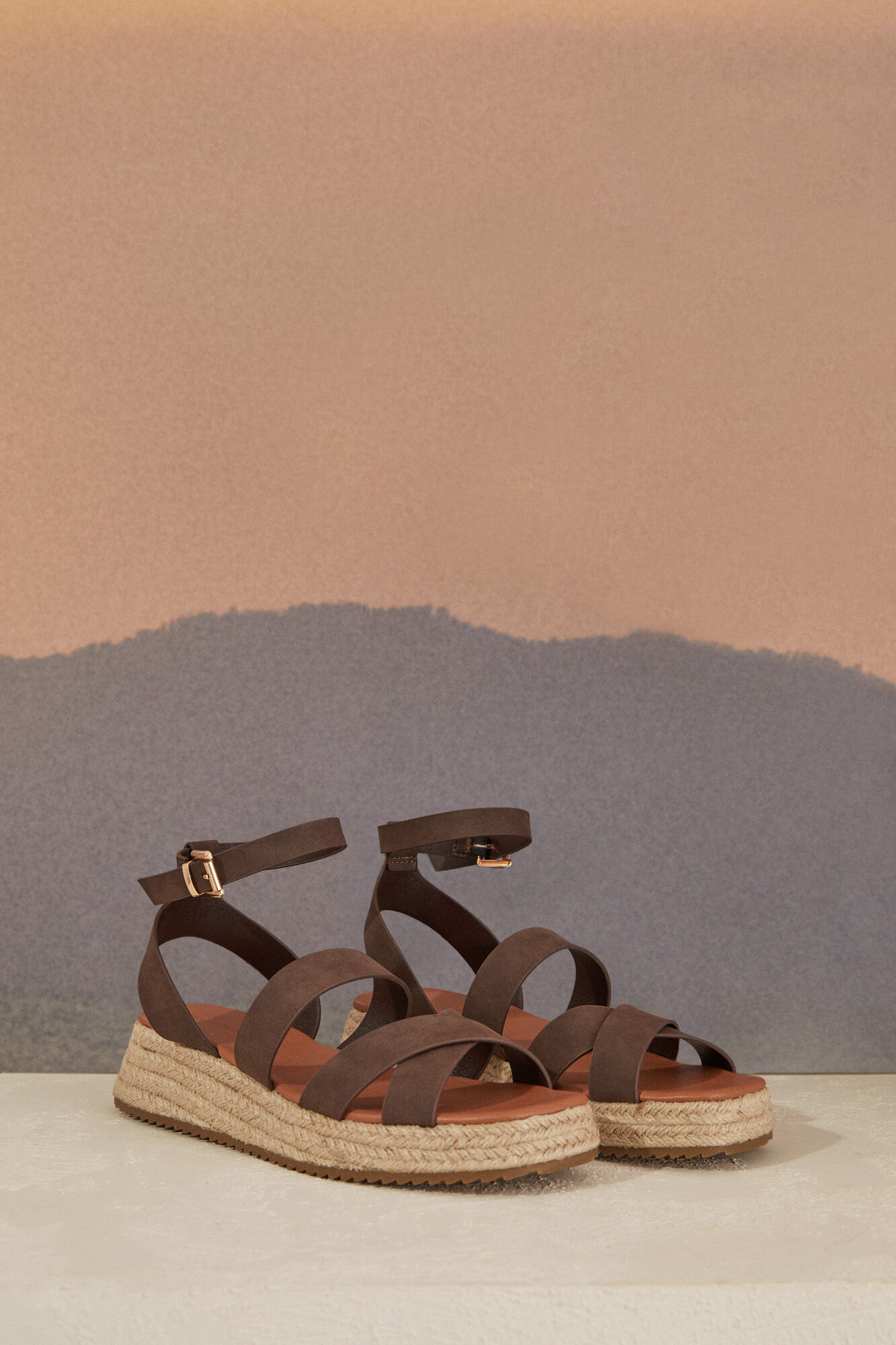 Sandalia shop plataforma marron