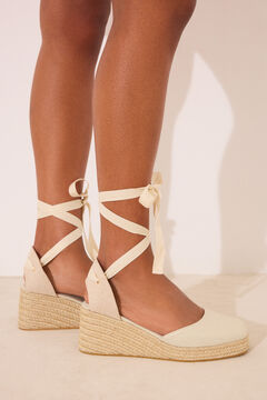 Womensecret Chanclas de plataforma de esparto doradas café