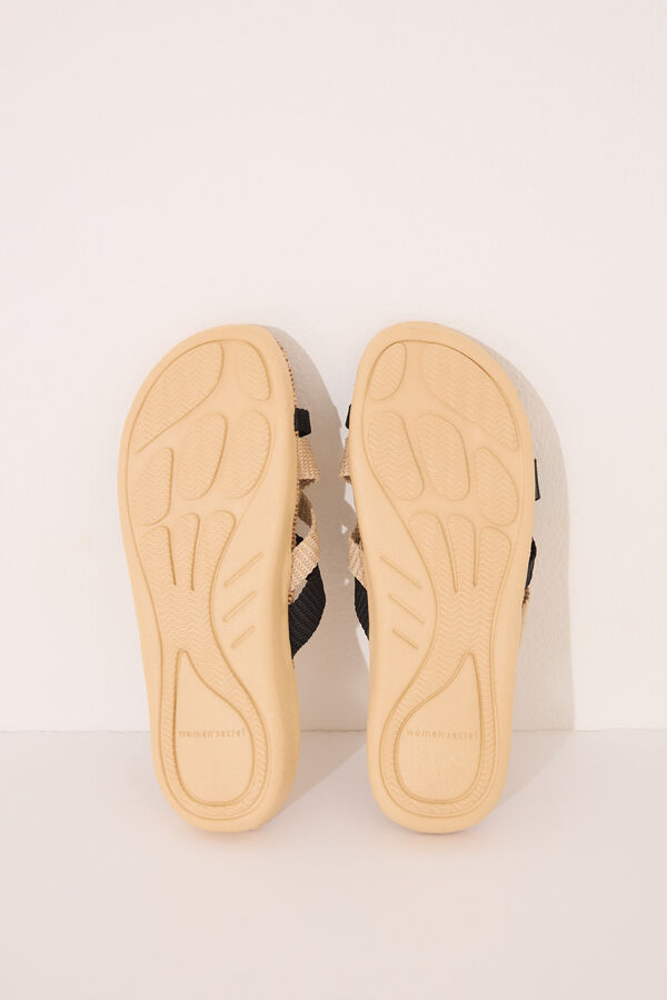 Womensecret Chanclas de rafia con tirantes cruzadas  café