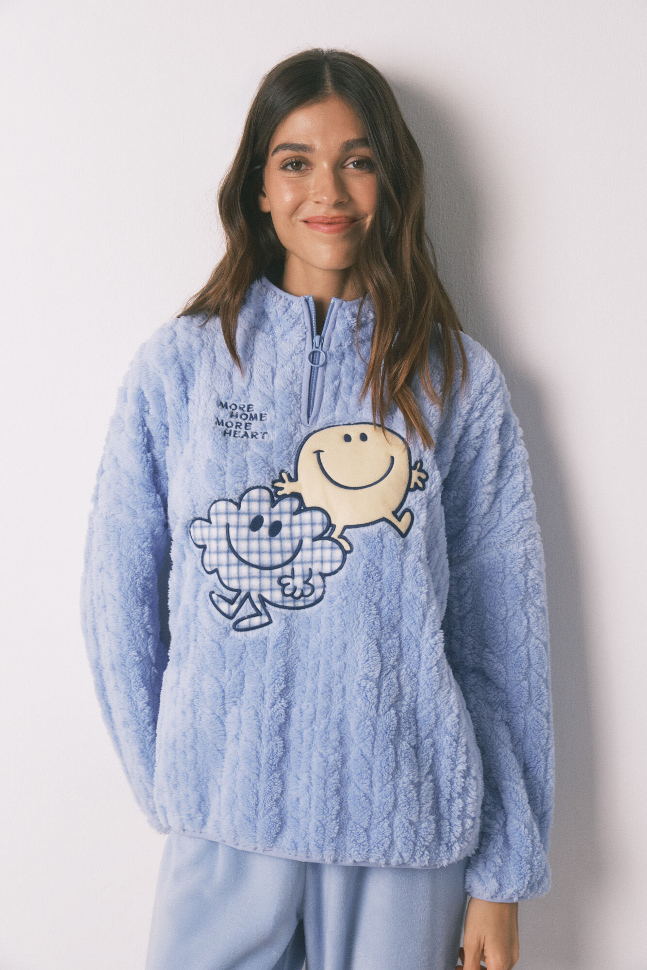 Women'secret Pijama larga de forro polar con cuello alto SmileyWorld&reg;