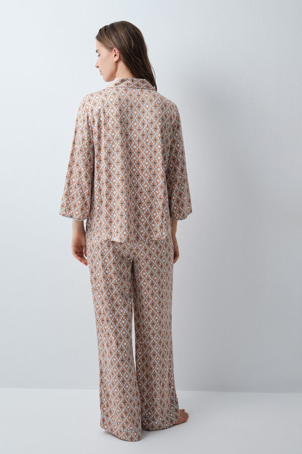 Women'secret Pijama larga camisera de sat&eacute;n estampado geom&eacute;trico beige