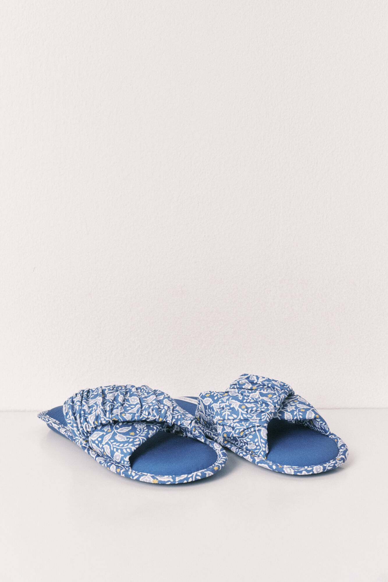 Women'secret Pack de viaje de zapatillas de casa azul