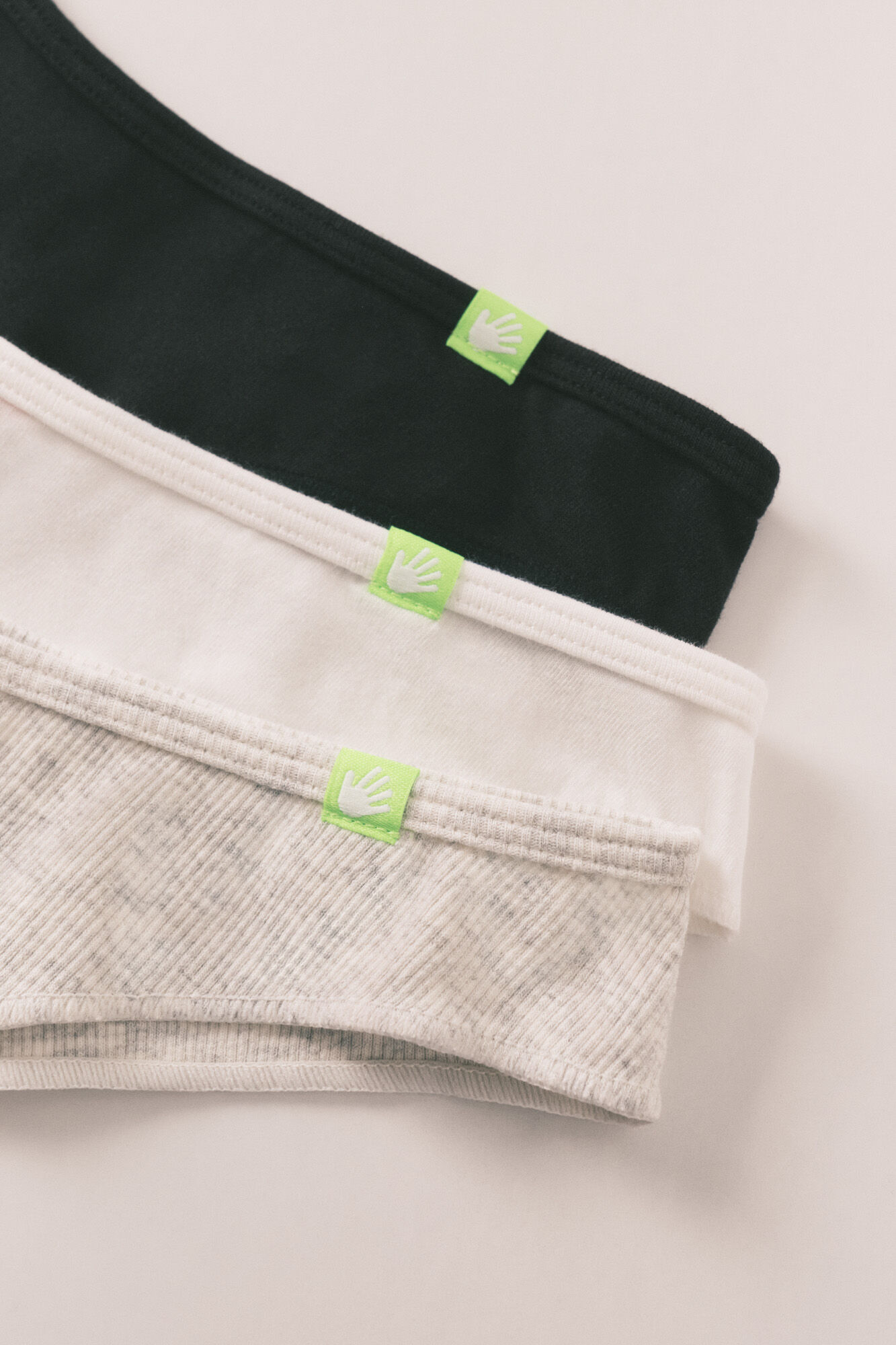 HI&BYE Pack 3 panties brasile&ntilde;os de algod&oacute;n blancos, grises, negros