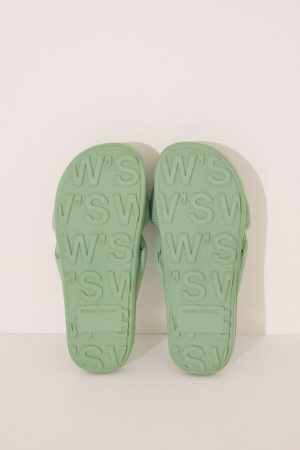 Womensecret Zapatillas abiertas con diseño de gofre verde verde