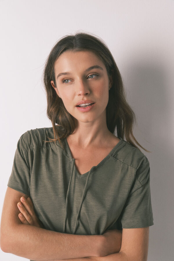 Women'secret Playera de manga corta con frunce de algod&oacute;n verde kaki