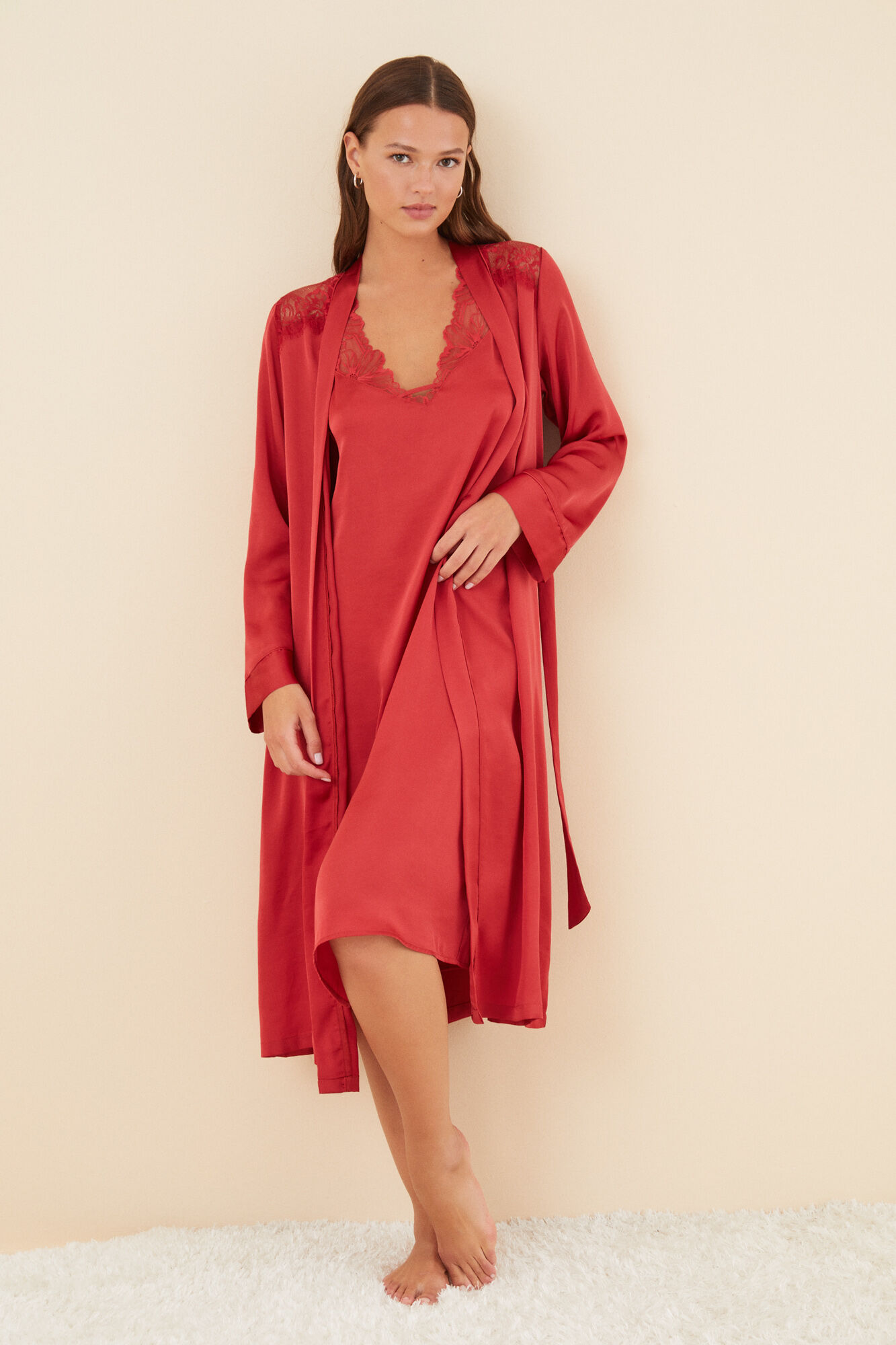 Bata larga satin roja Ropa de dormir y homewear de mujer WomenSecret MX