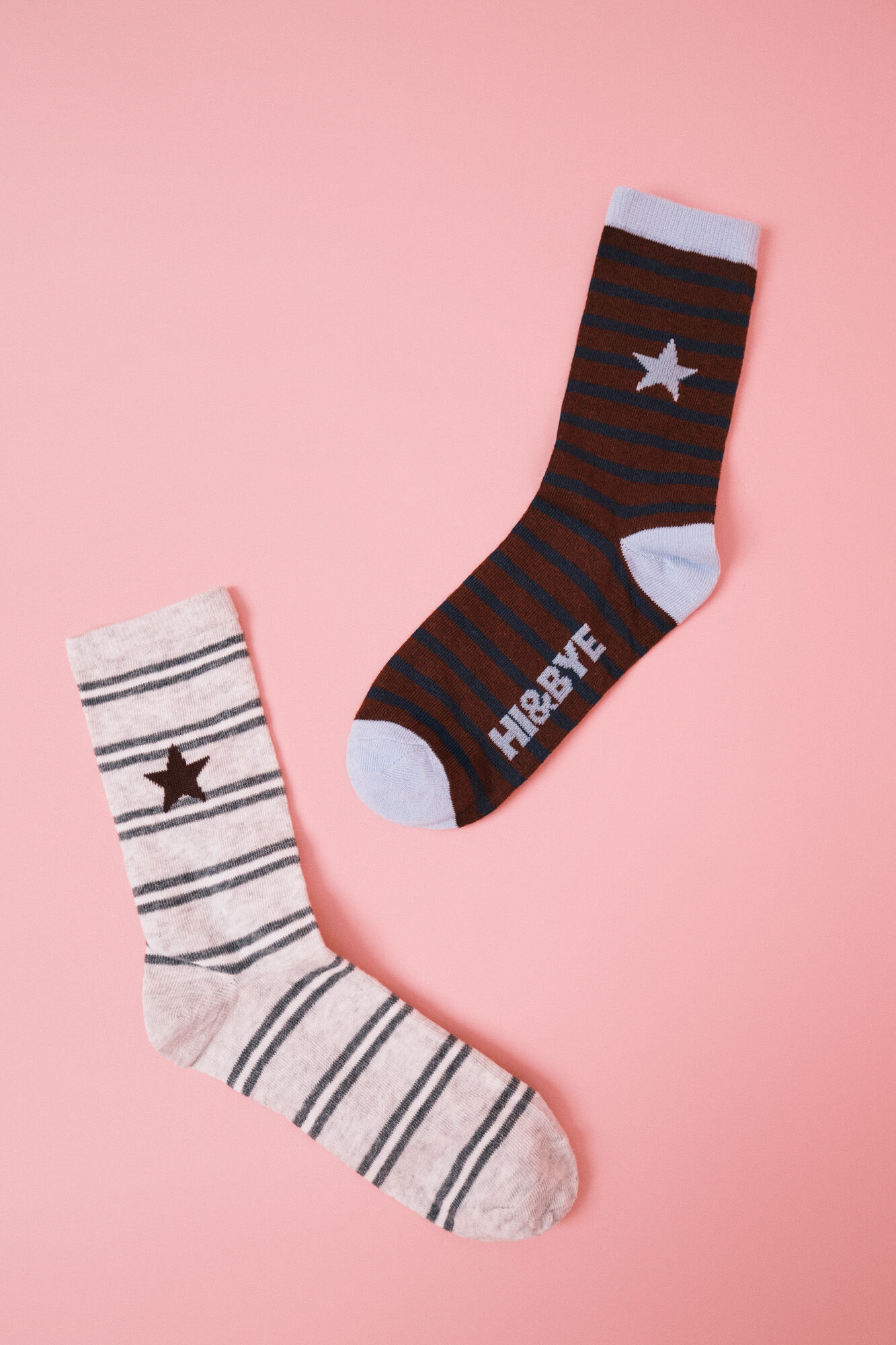 HI&BYE Pack 2 calcetines de rayas granate y gris
