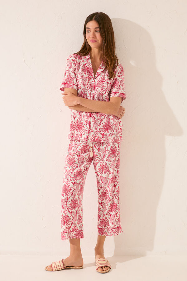 Womensecret Pijama camisera Capri con estampado de hojas púrpura