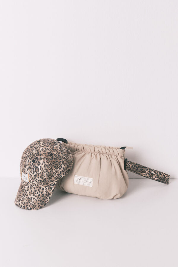 Women'secret Gorra de peluche con estampado animal estampado