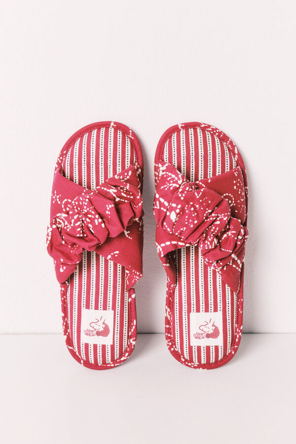 Women'secret Zapatillas de casa con tiras cruzadas y fruncido p&uacute;rpura