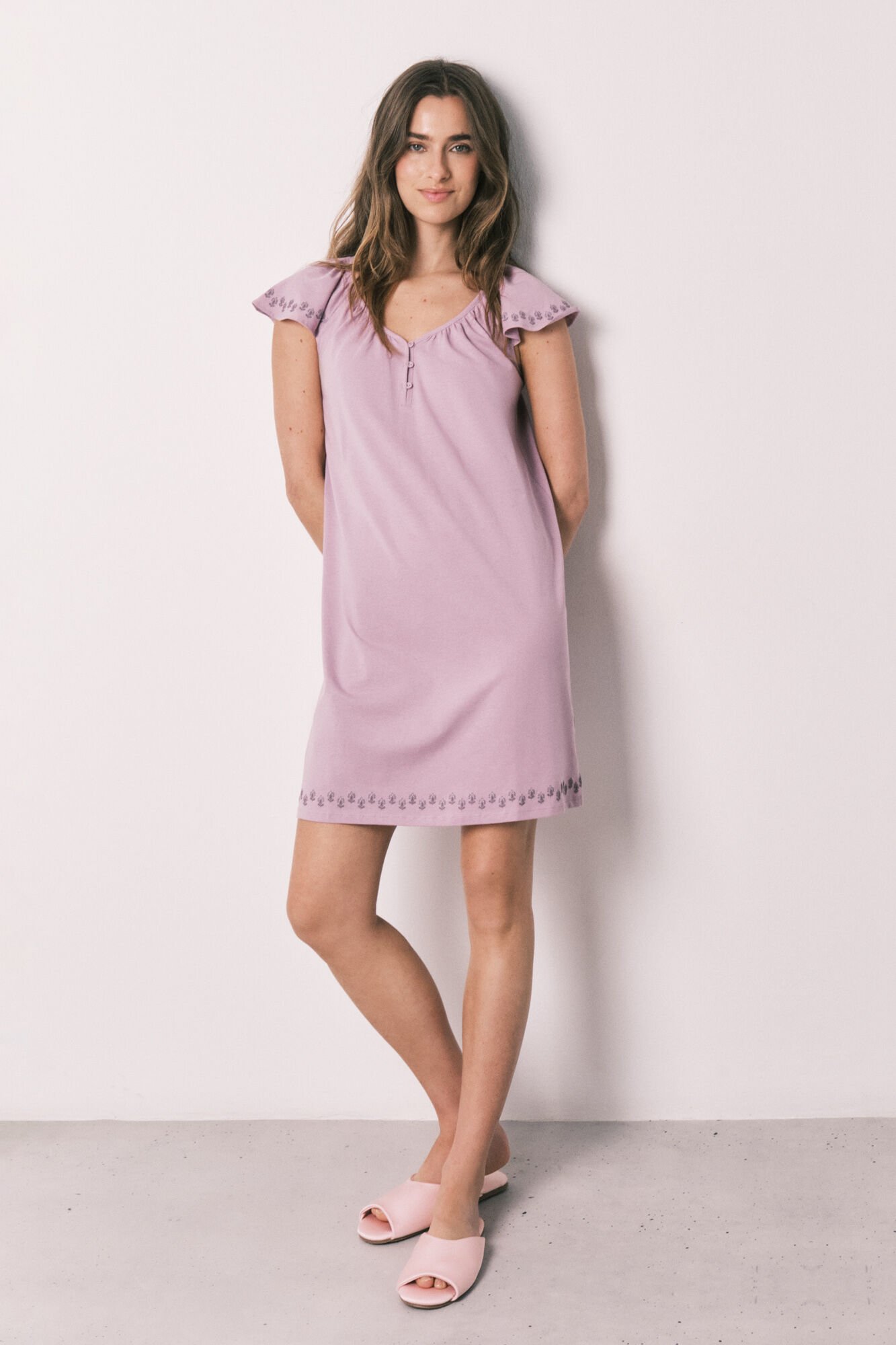 Womensecret Conjunto de zapatillas y camis&oacute;n 