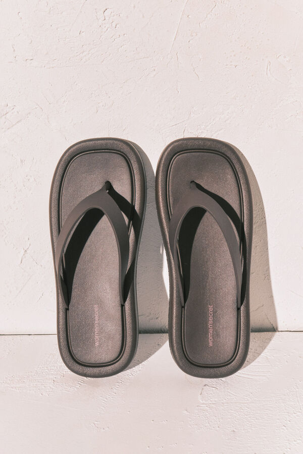 Womensecret Conjunto de ba&ntilde;ador y chanclas 