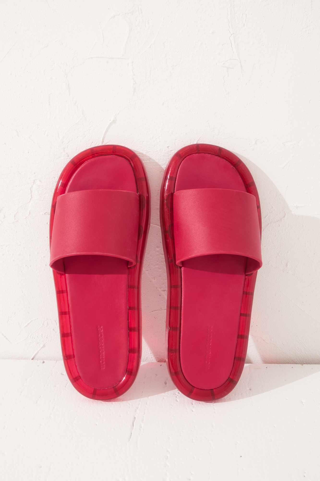 Chanclas de pala roja