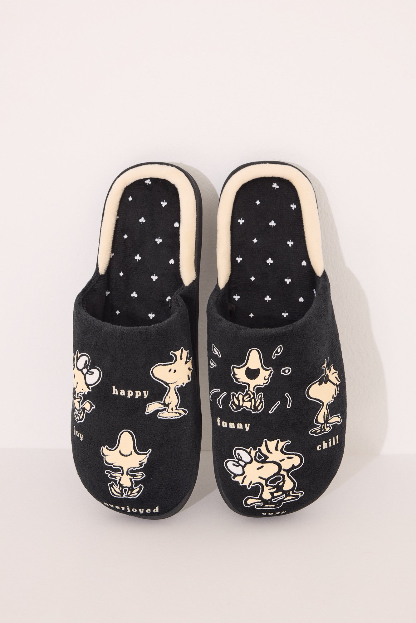 Snoopy Pantuflas Para Mujer Sears Pantuflas Para Casa Negras De Snoppy